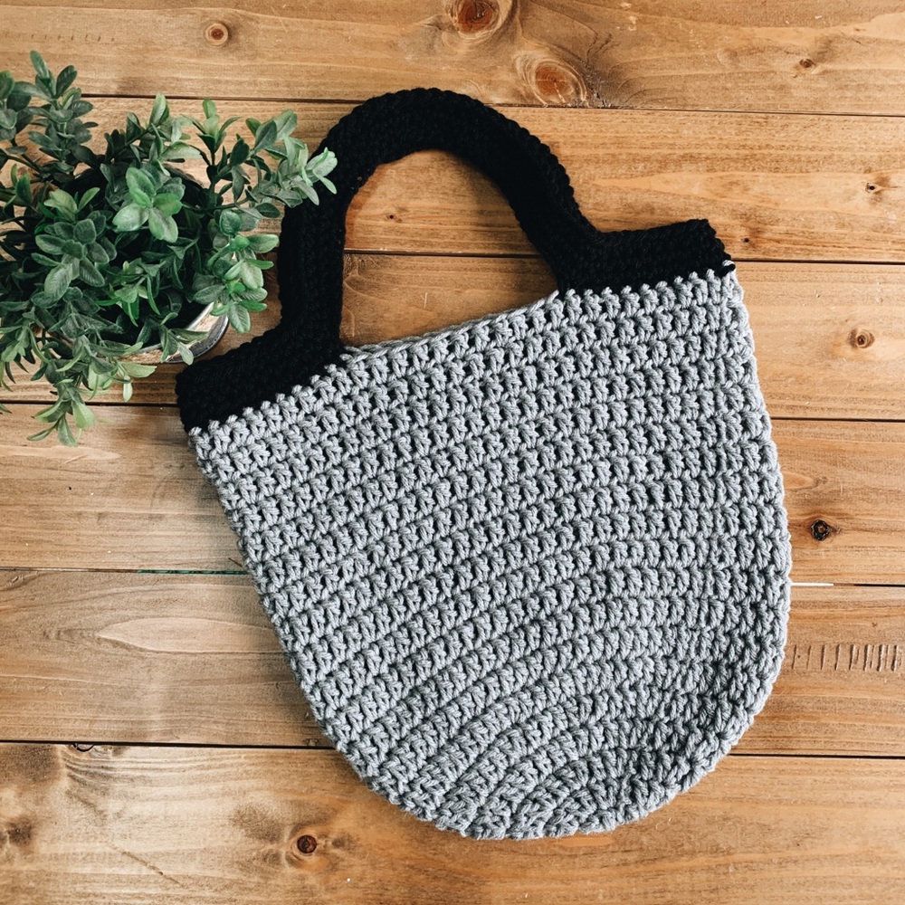 Crochet mini market bag